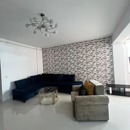 Lux Mamaia Nord * Năvodari